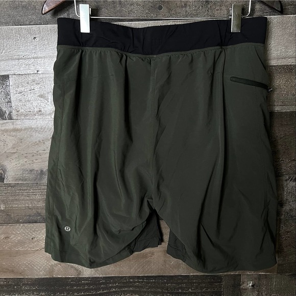 SOLD Lululemon Mens Shorts Large - Picture 2 of 3